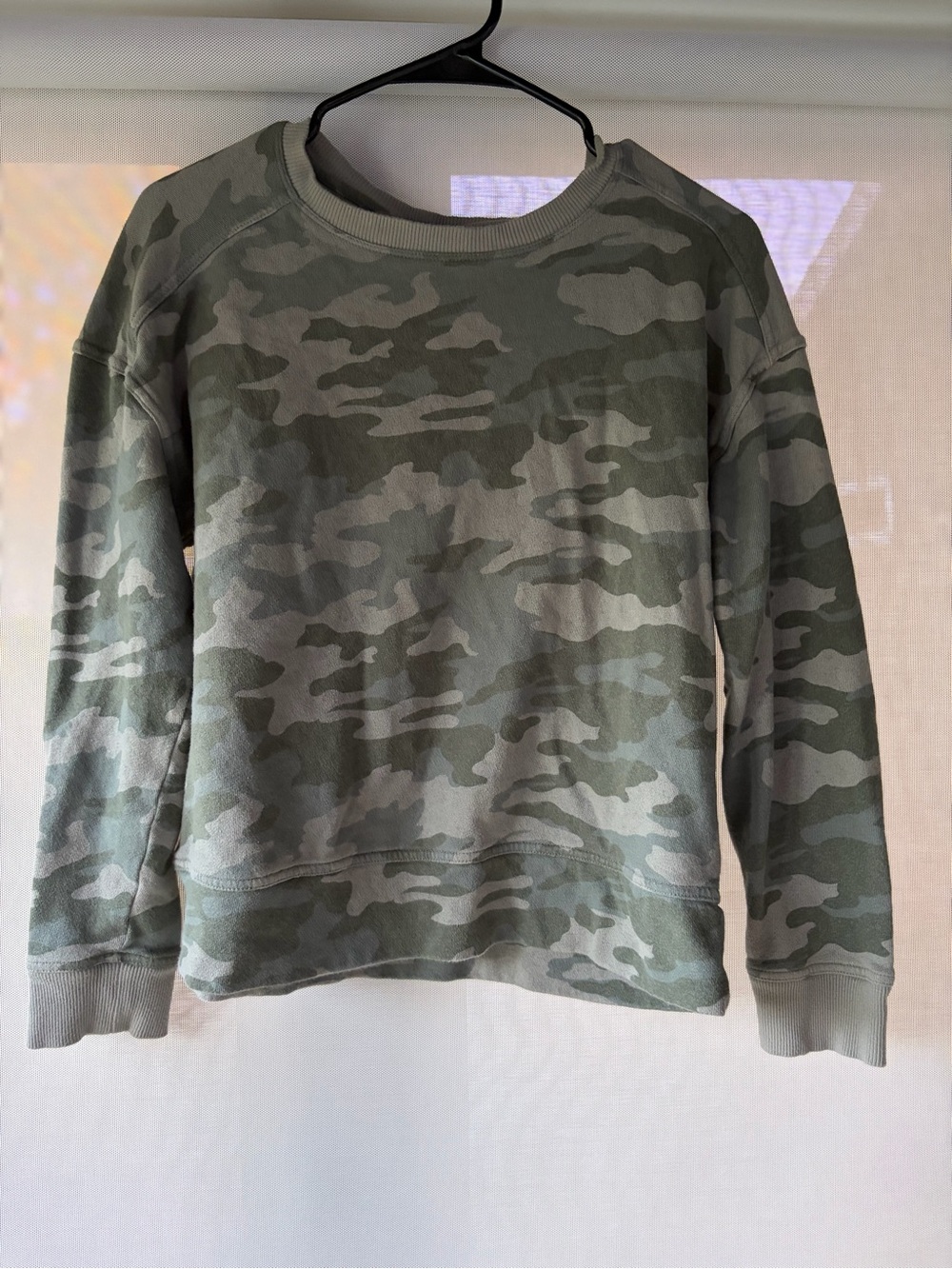 Universal Thread Green Camo Crewneck Sweatshirt